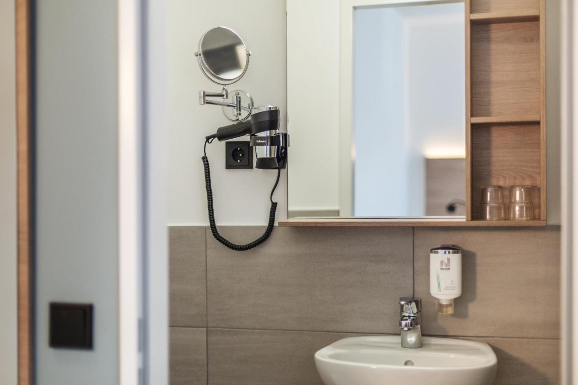 Garner Hotel Hamburg Nord By Ihg Zewnętrze zdjęcie